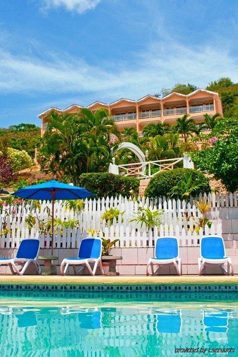 Flamboyant Hotel & Villas St. George's ภายนอก รูปภาพ
