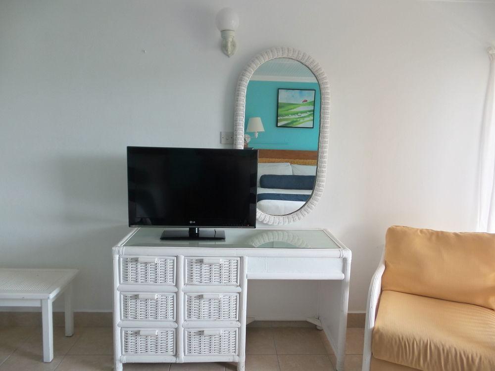 Flamboyant Hotel & Villas St. George's ภายนอก รูปภาพ