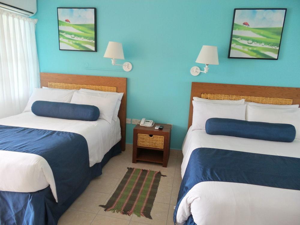 Flamboyant Hotel & Villas St. George's ภายนอก รูปภาพ