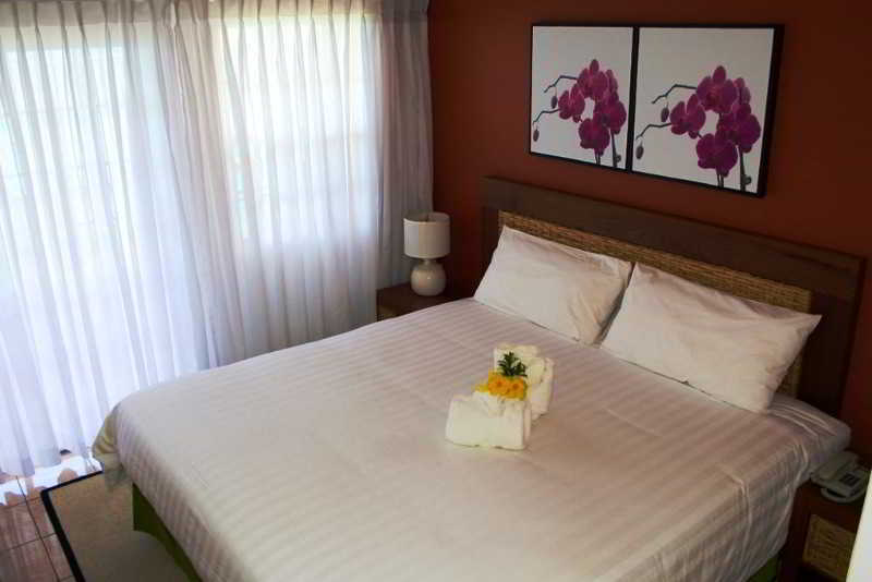 Flamboyant Hotel & Villas St. George's ภายนอก รูปภาพ